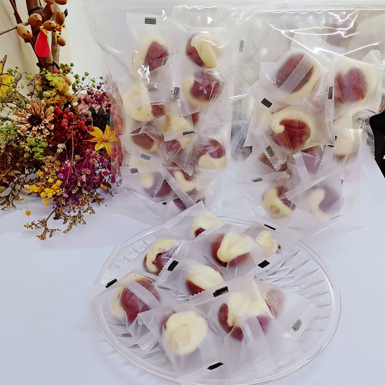 良宝源旗舰店:12.9元! 【良宝源】腰果泡芙枣奶枣独立包装新疆红枣抱腰果夹心零食ZH-4