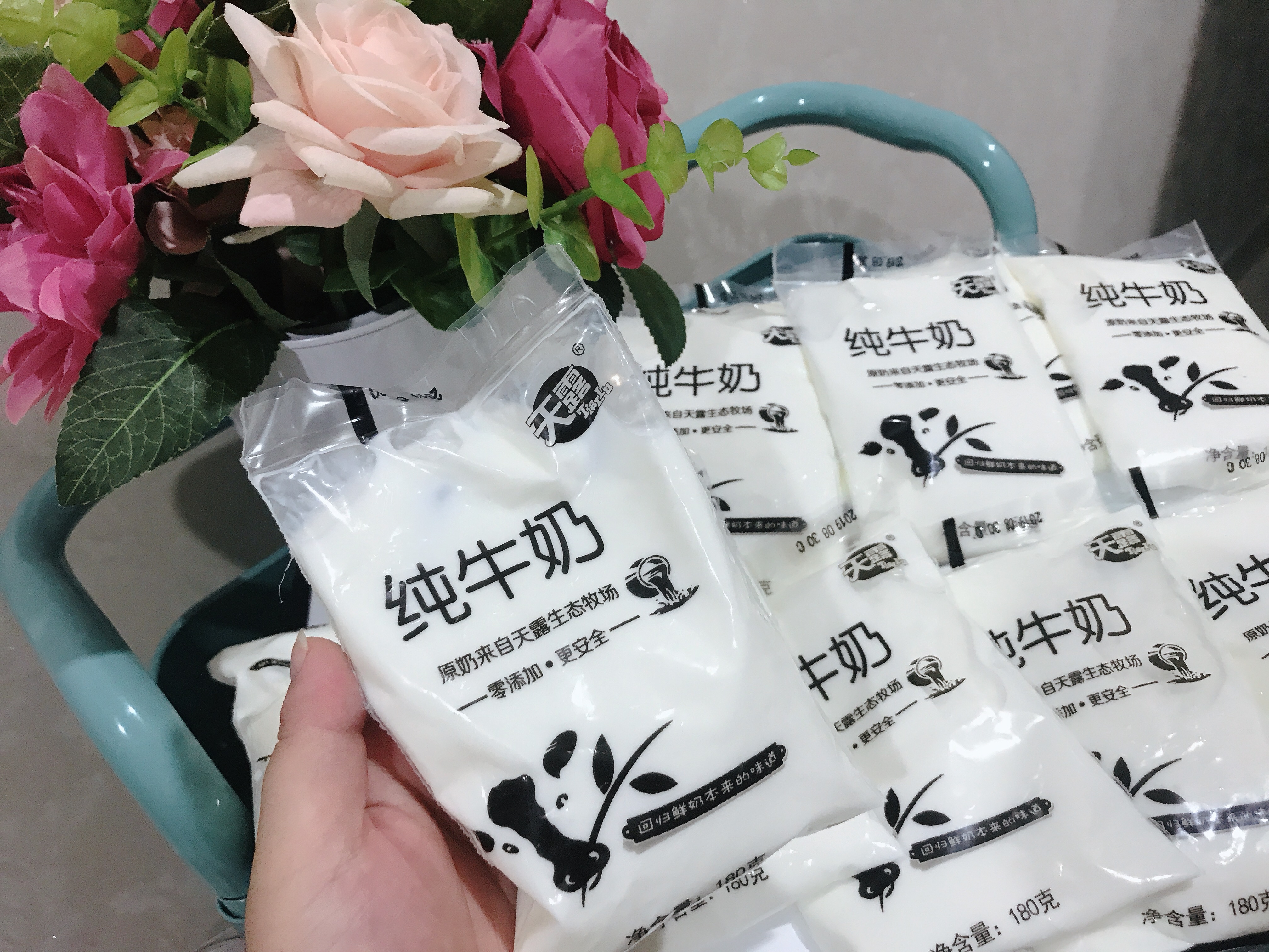 【天露】全脂纯牛奶整箱180g*16袋 大淘客联盟