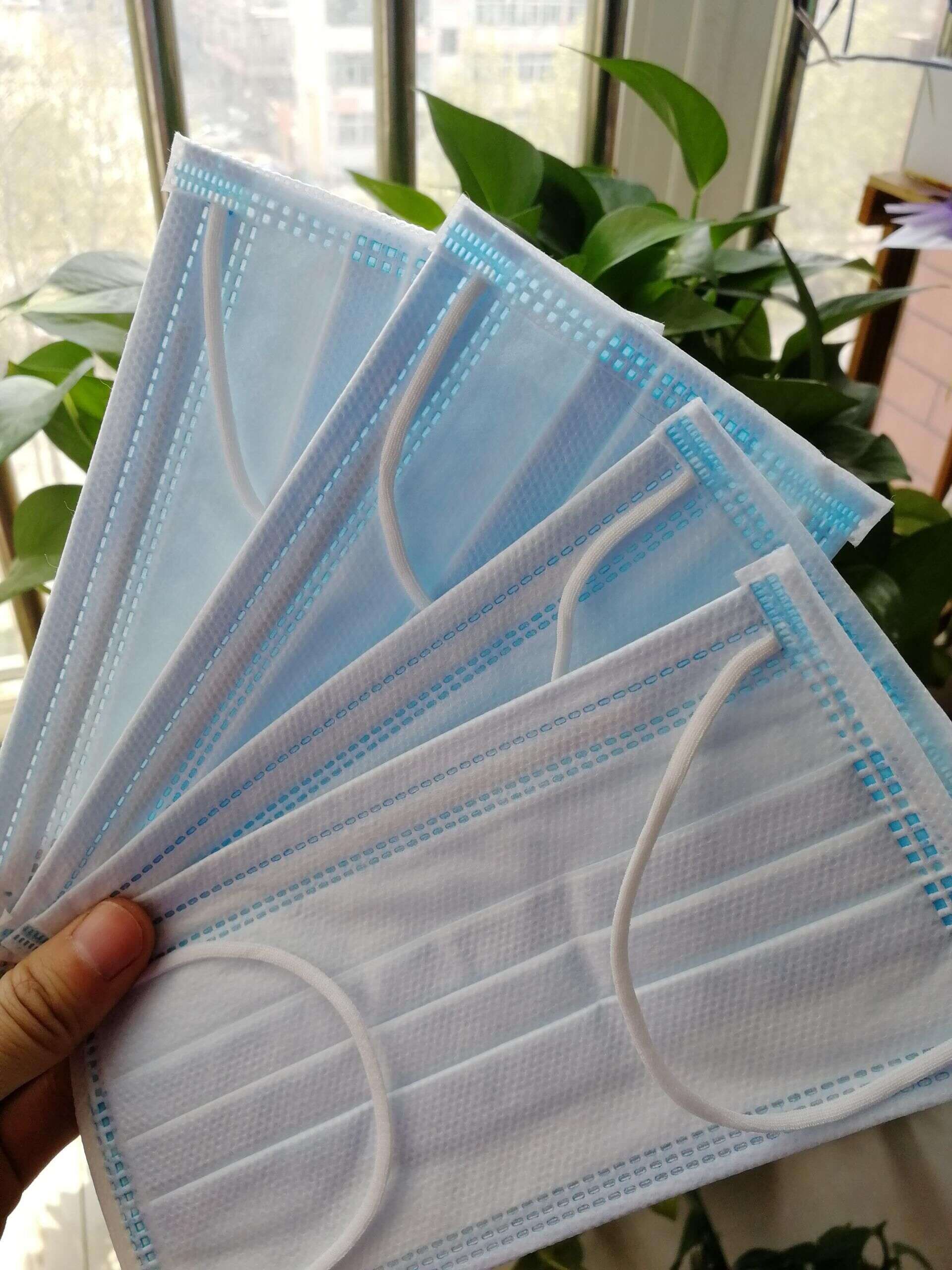 【现货现发】10只三层熔喷布成人口罩 - 大淘客联盟