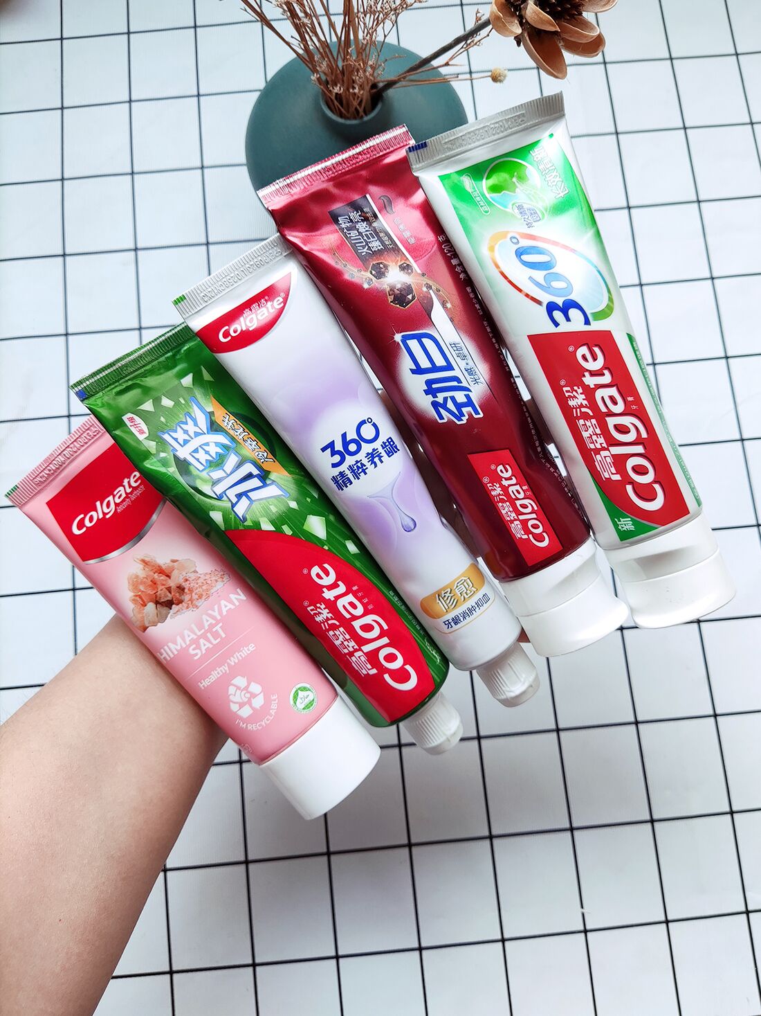 【高露洁】冰爽龙井备长炭牙膏