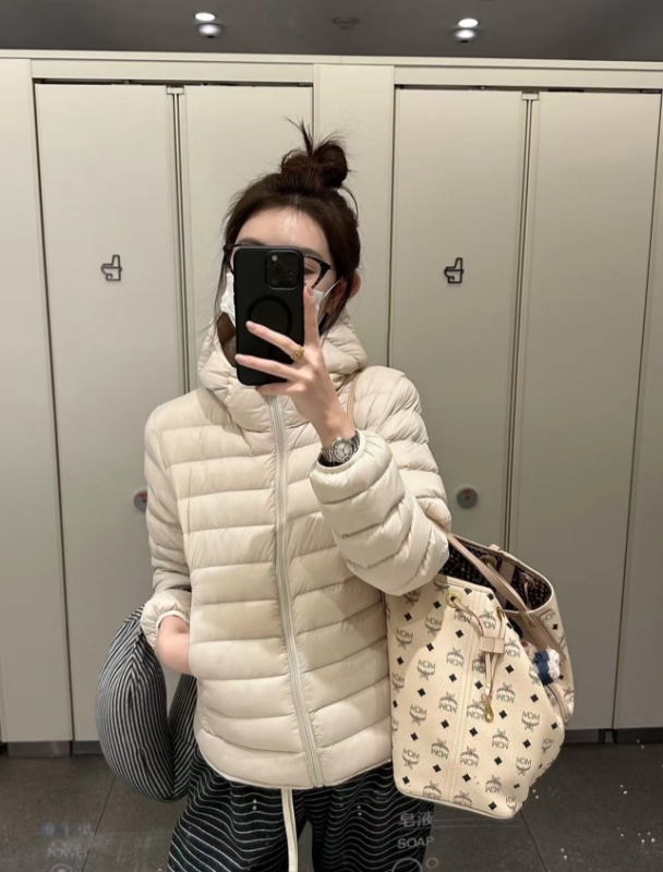 夏贝尔官旗！连帽羽绒服