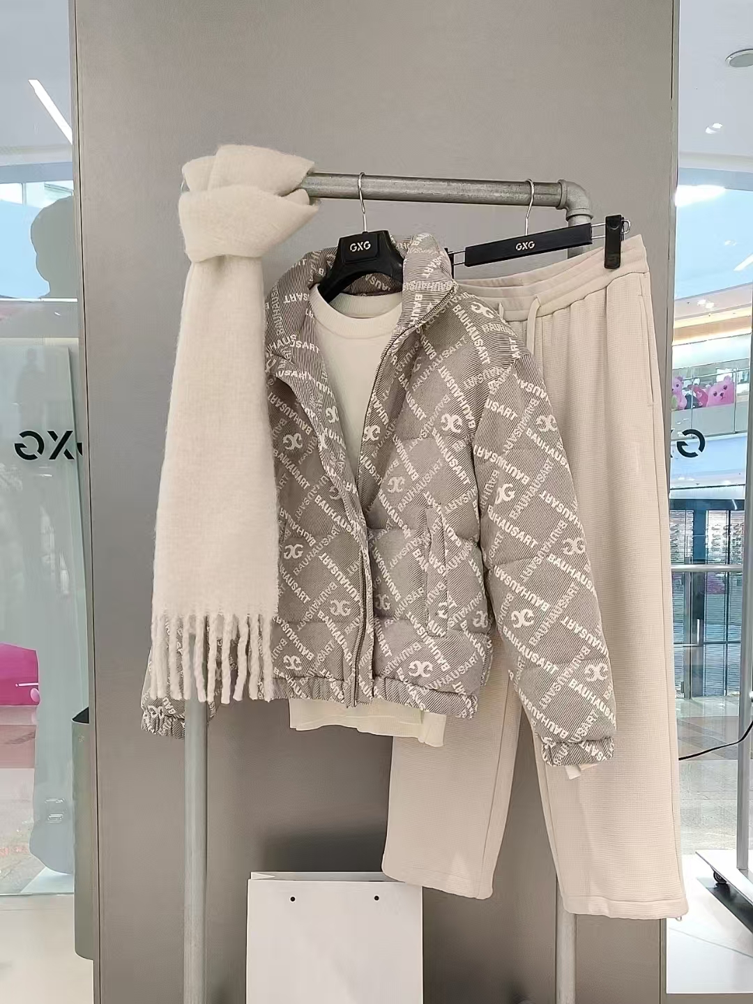 真维斯女装棕色肯豆风2025新款