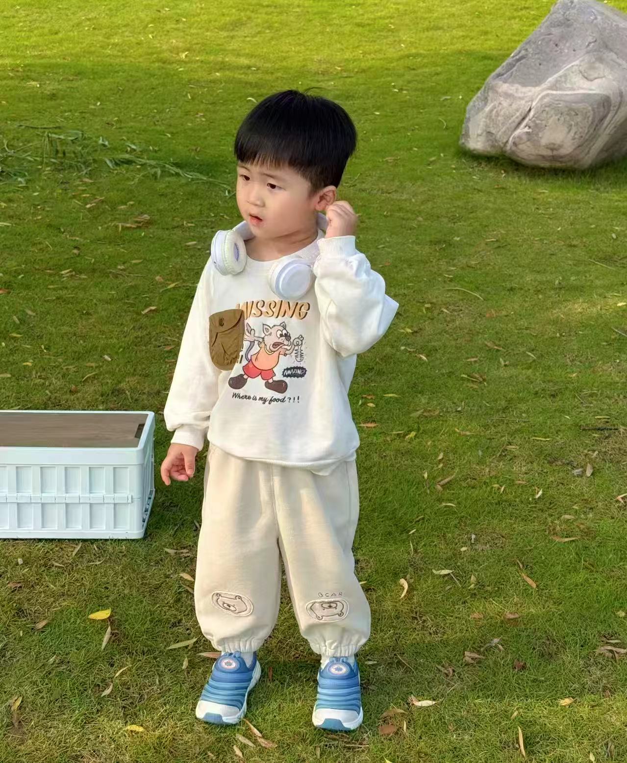 小猪大卫儿童秋冬加绒卫衣裤子