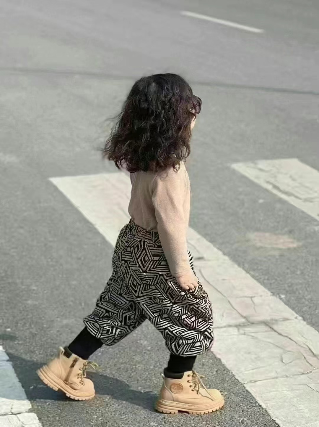 顶瓜瓜儿童保暖打底衫