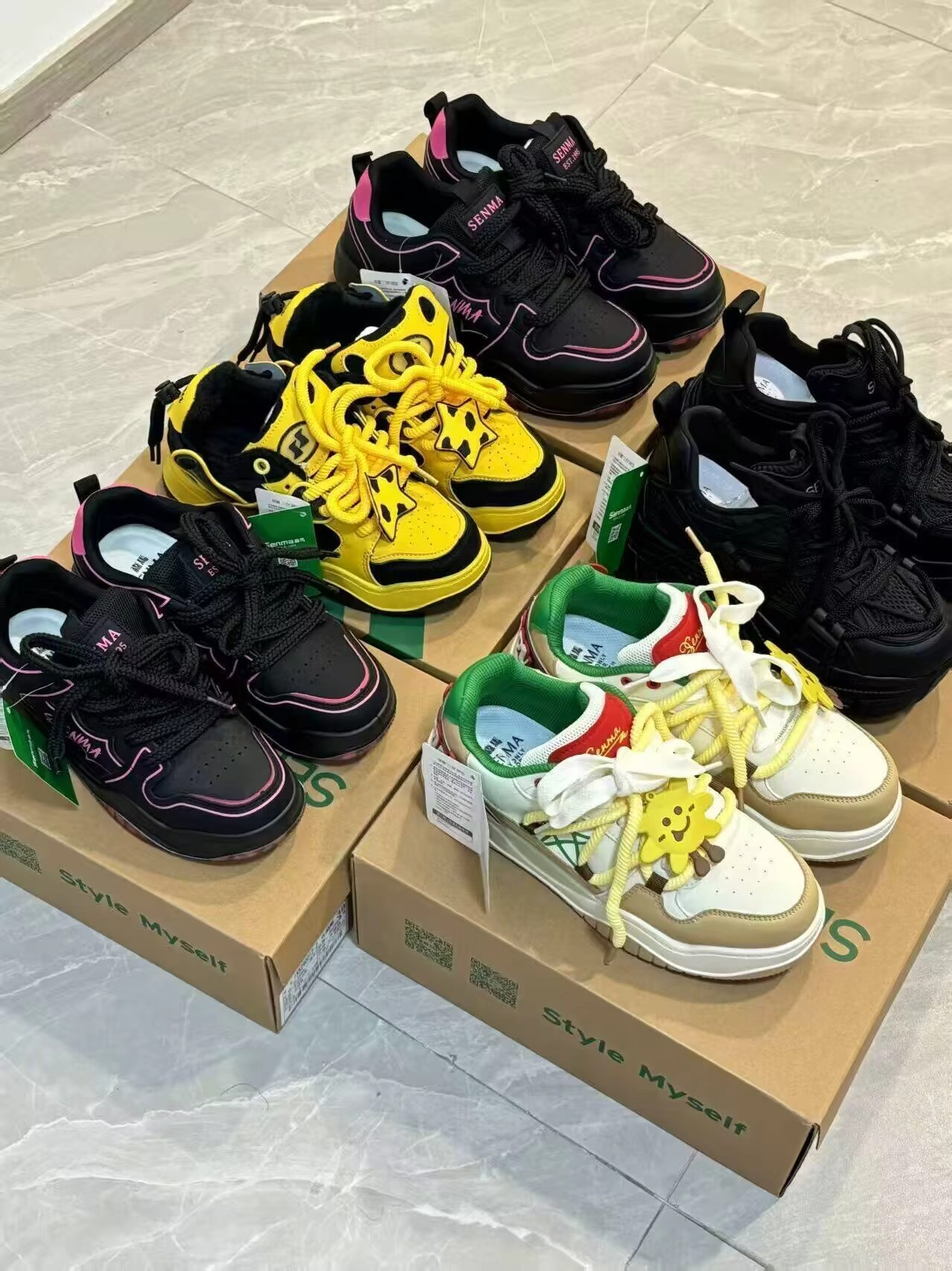 大氵屚！森马.多巴胺情侣鞋马丁靴老爹鞋爆