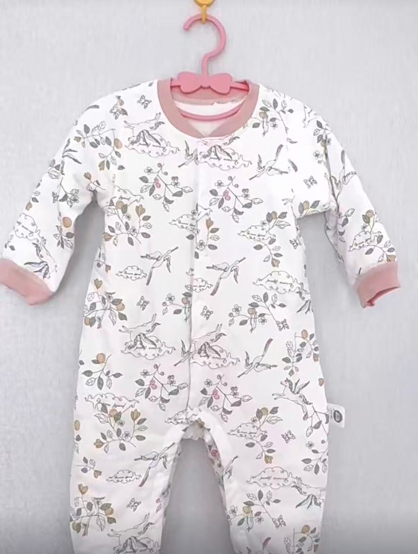 欧孕婴儿夹棉连体衣纯棉加厚爬爬服