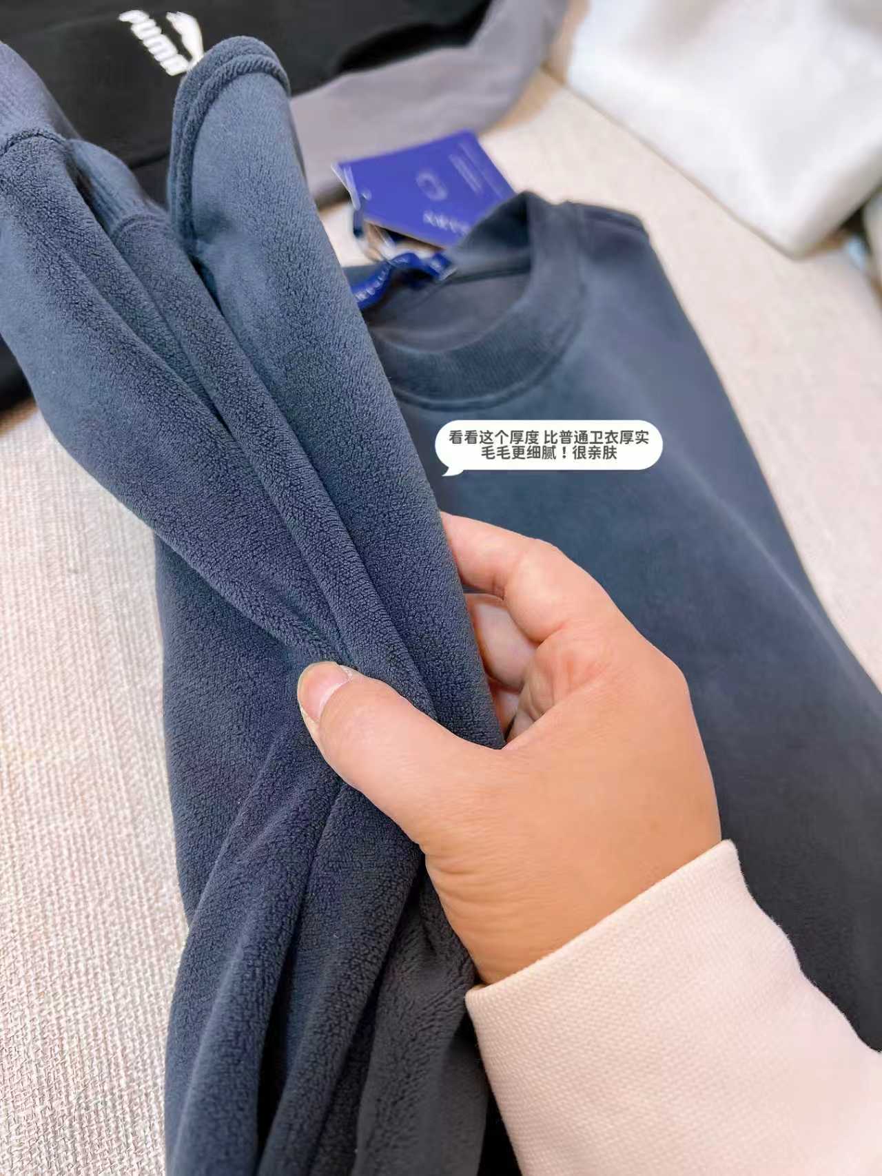 阿仕顿2025秋冬新款绵羊毛加绒圆领卫衣男女装