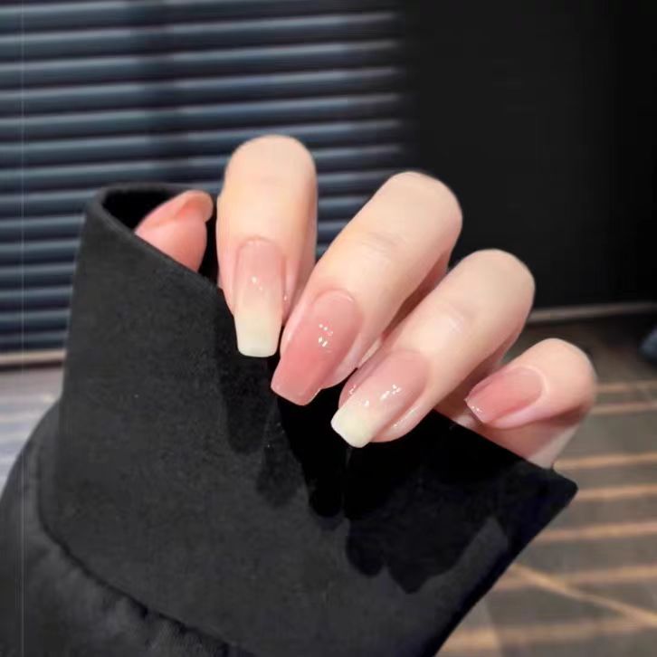 「她非池物」 手工穿戴甲24片*3盒