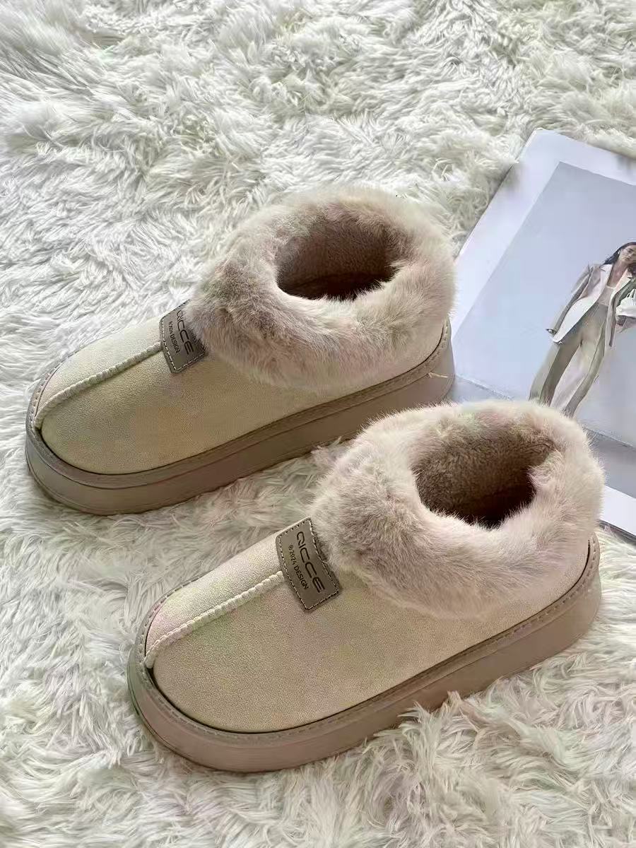 轻臣新款冬季加绒加厚外穿保暖雪地靴！