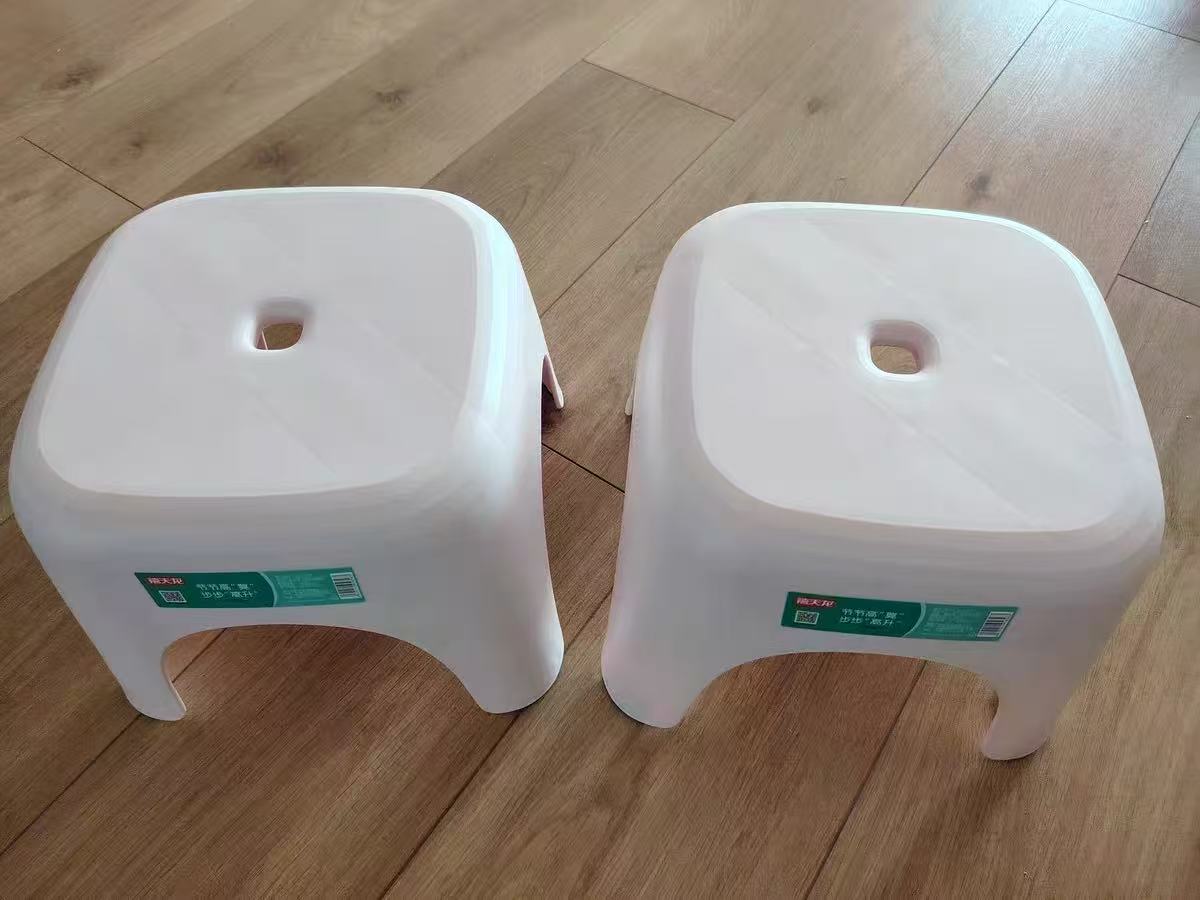 下拉！少有活动的禧天龙节节凳！