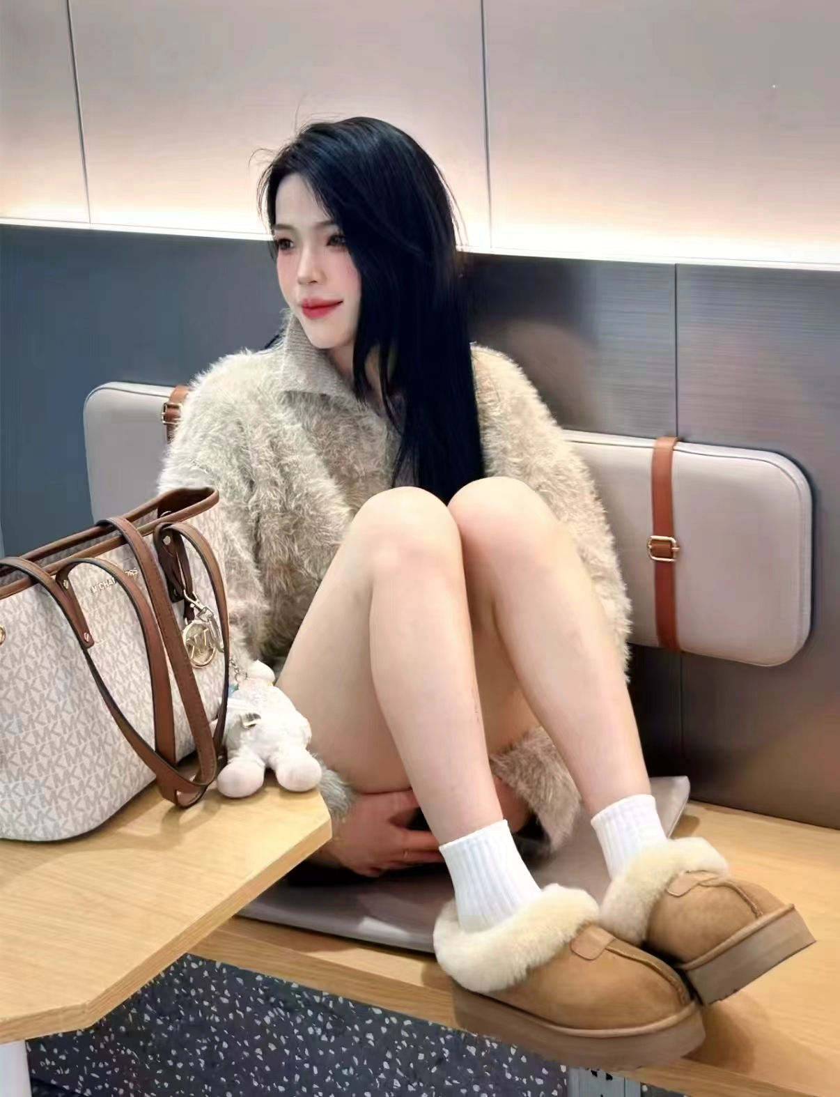 轻臣雪地靴女外穿居家冬季加绒加厚